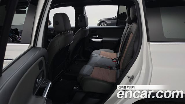 Mercedes-Benz EQB (X243) EQB300 4MATIC 2023 — фото 11
