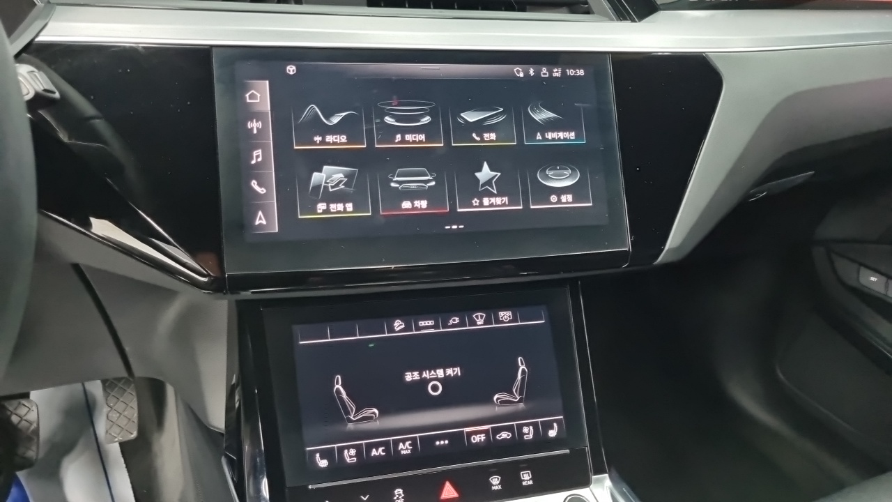 Audi e-tron 55 Quattro 2022 — фото 17