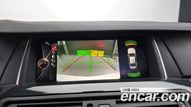 BMW 5 Series (F10) 520d xDrive 2015 — фото 14