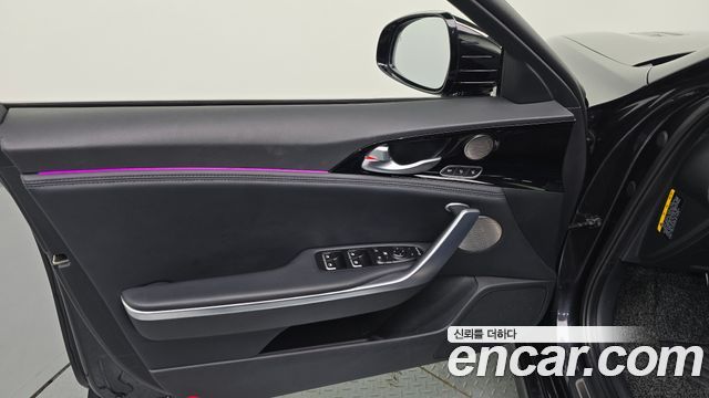 Kia Stinger 2.0 Turbo 2WD Platinum 2018 — фото 24