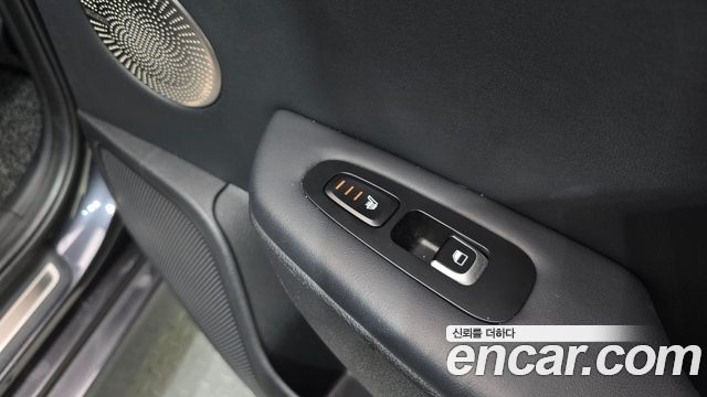 Kia Stinger 2.0 Turbo 2WD Platinum 2018 — фото 37