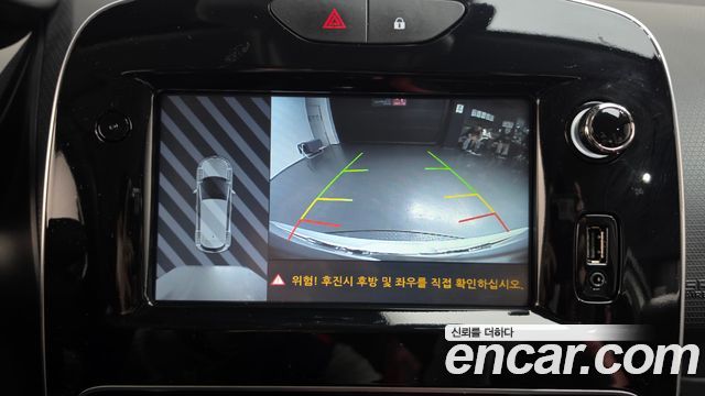 Renault Korea Clio Intens 2018 — фото 14