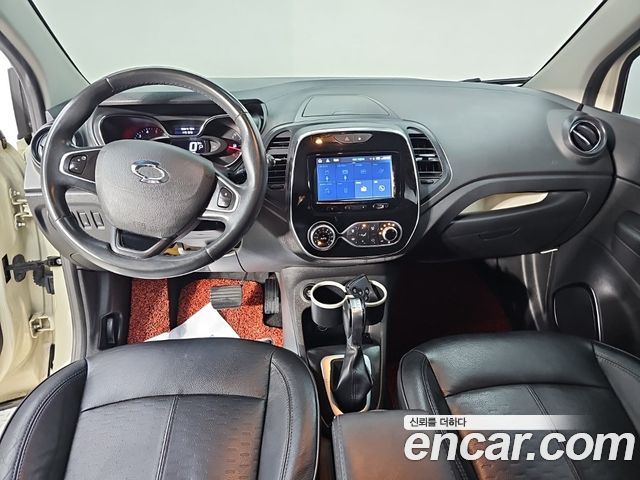 Renault Korea QM3 RE 2018 — фото 5