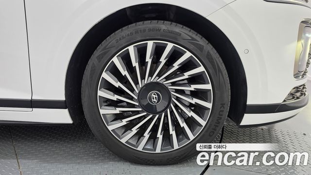 Hyundai Grandeur Hybrid (GN7) Calligraphy 2025 — фото 21