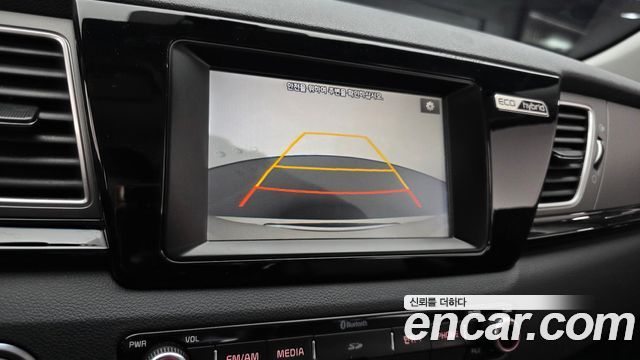 Kia Niro Prestige 2017 — фото 16