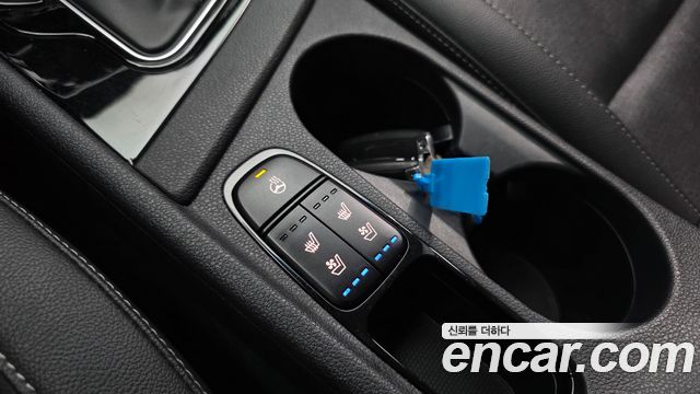 Kia Niro Prestige 2017 — фото 18