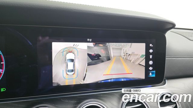 Mercedes-Benz E-Class (W213) E220d 4MATIC AMG Line 2022 — фото 14