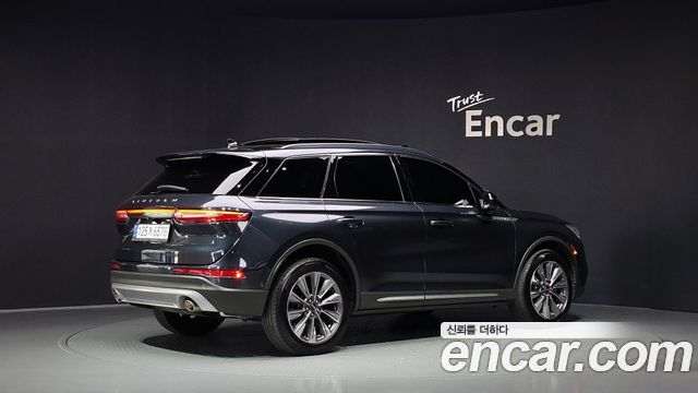 Lincoln Corsair 2.0 Reserve AWD 2021 — фото 2