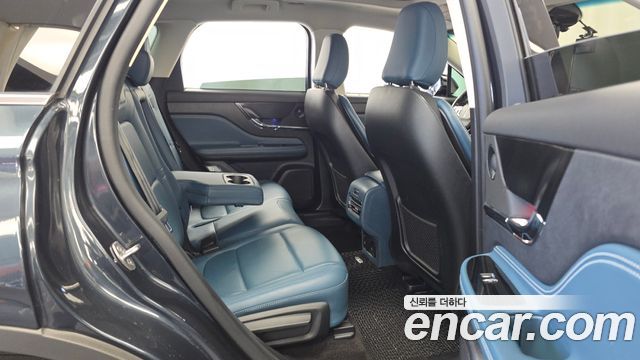 Lincoln Corsair 2.0 Reserve AWD 2021 — фото 12