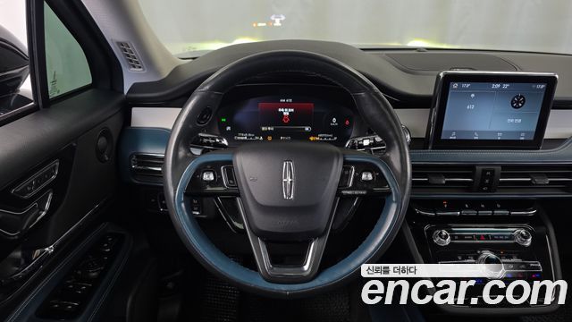 Lincoln Corsair 2.0 Reserve AWD 2021 — фото 13