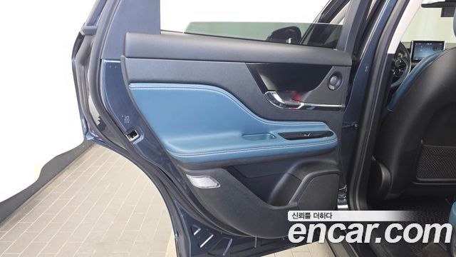 Lincoln Corsair 2.0 Reserve AWD 2021 — фото 25
