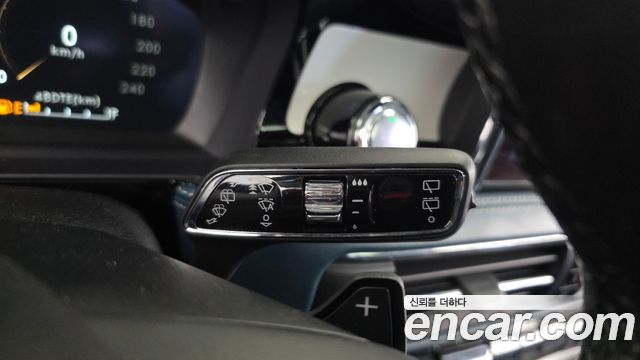 Lincoln Corsair 2.0 Reserve AWD 2021 — фото 26