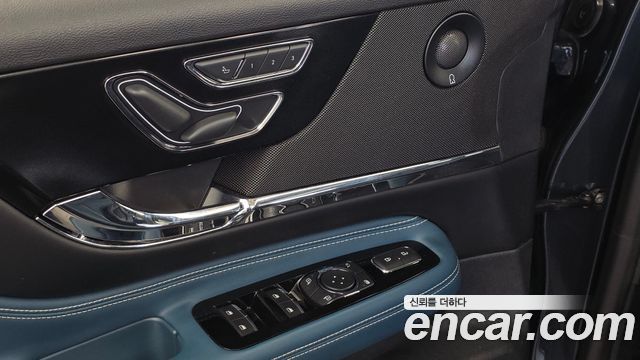 Lincoln Corsair 2.0 Reserve AWD 2021 — фото 27