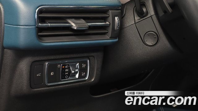 Lincoln Corsair 2.0 Reserve AWD 2021 — фото 30