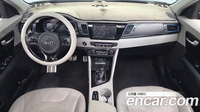 Kia Niro Noblesse 2017 — фото 7