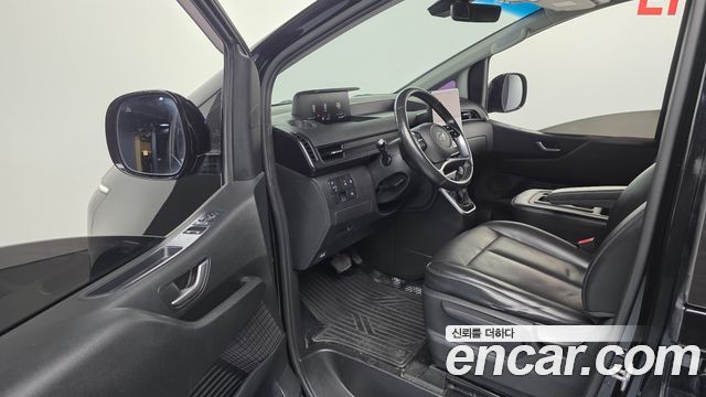Hyundai Staria L3.5 Cargo 3-Seater Modern 2022 — фото 10