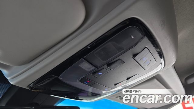 Hyundai Staria L3.5 Cargo 3-Seater Modern 2022 — фото 19