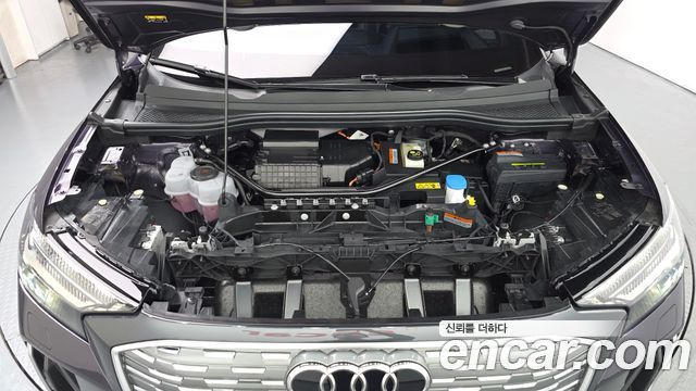 Audi Q4 e-tron (F4) 45 Premium Sportback 2026 — фото 6
