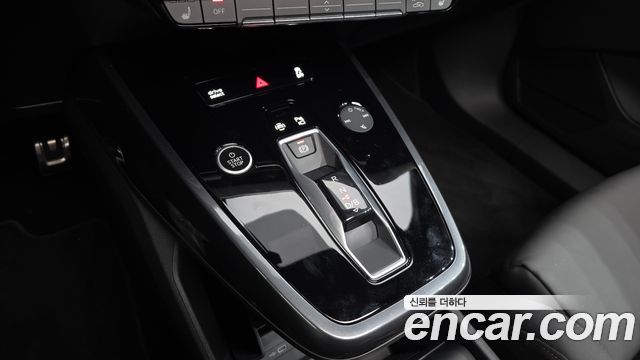 Audi Q4 e-tron (F4) 45 Premium Sportback 2026 — фото 9