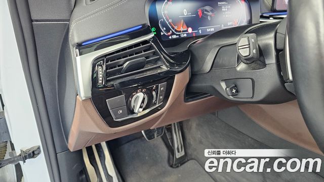 BMW 6 Series GT (G32) 630i xDrive M Sport 2021 — фото 16