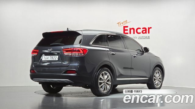 Kia Sorento Diesel 2.0 2WD Noblesse Special 2015 — фото 2
