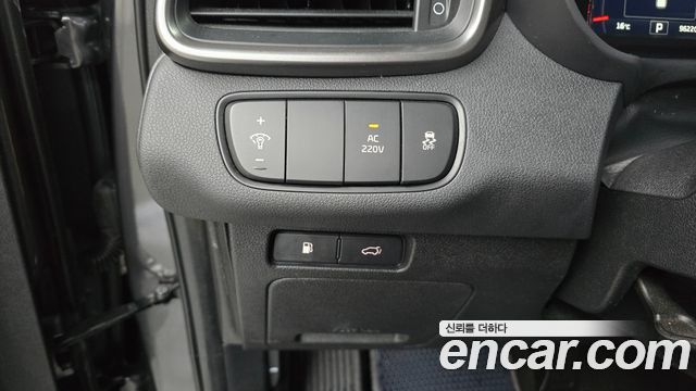 Kia Sorento Diesel 2.0 2WD Noblesse Special 2015 — фото 15