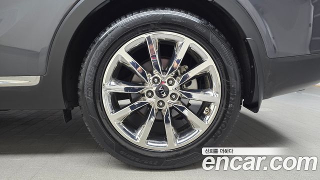 Kia Sorento Diesel 2.0 2WD Noblesse Special 2015 — фото 21