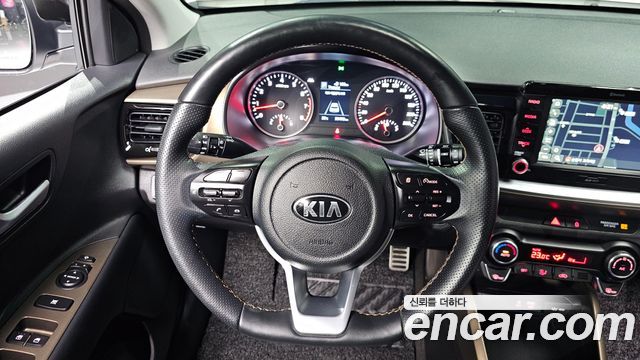 Kia Stonic 1.4 Prestige 2020 — фото 13