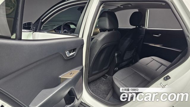 Kia Stonic 1.4 Prestige 2020 — фото 29