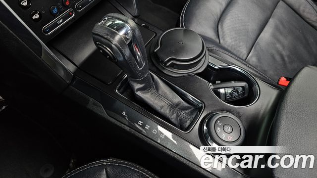 Ford Explorer 2.3 Limited 4WD 5th 2019 — фото 9