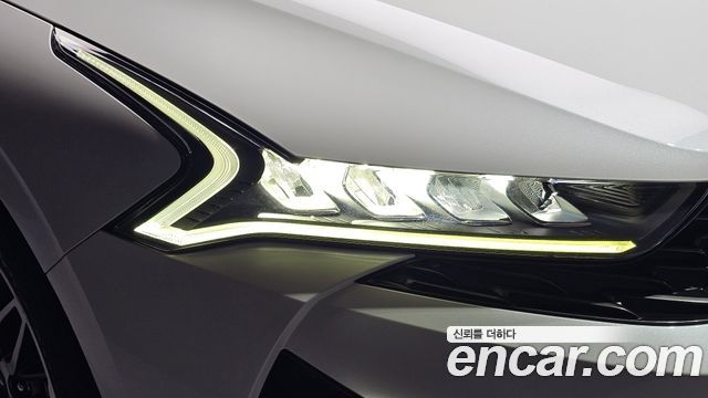 Kia K5 (III) 2.0 Prestige 2020 — фото 22