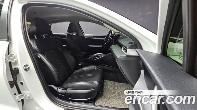 Kia K5 (III) 2.0 Prestige 2020 — фото 26