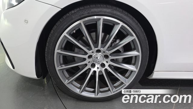 Mercedes-Benz E-Class (W213) E250 AMG Line 2023 — фото 5