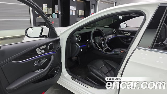 Mercedes-Benz E-Class (W213) E250 AMG Line 2023 — фото 10