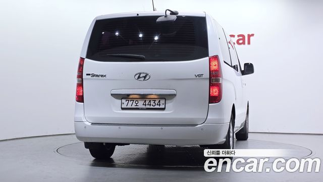 Hyundai Grand Starex 12-Seater Wagon Smart 2017 — фото 4