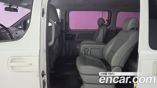 Hyundai Grand Starex 12-Seater Wagon Smart 2017 — фото 12