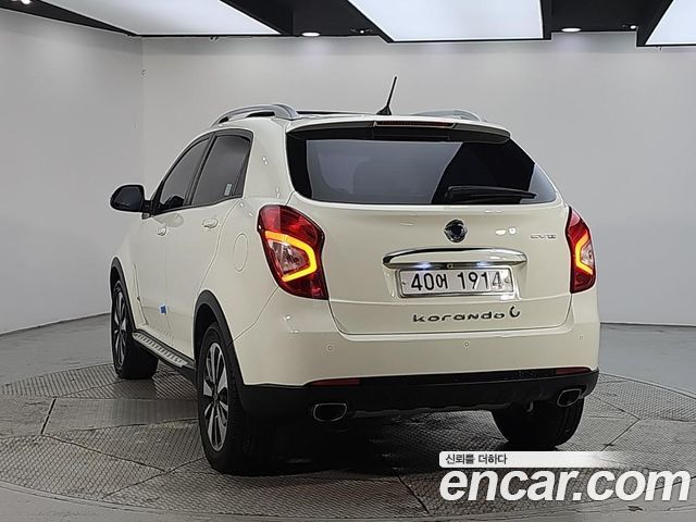 KG Mobility (SsangYong) Korando C 2.0 Adventure 60th Edition 4WD 2015 — фото 3