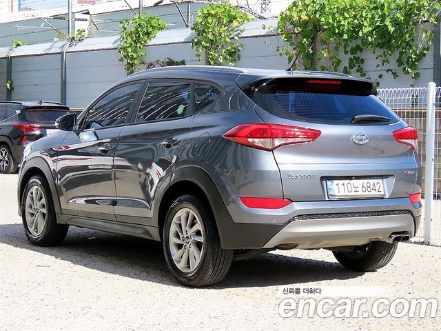 Hyundai Tucson Diesel 2.0 2WD Modern 2016 — фото 3
