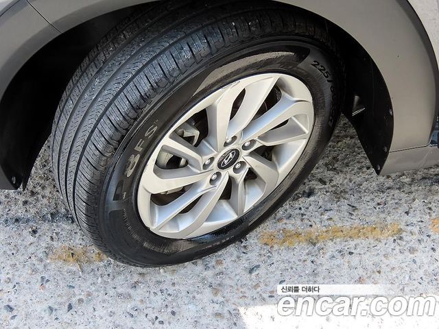 Hyundai Tucson Diesel 2.0 2WD Modern 2016 — фото 23