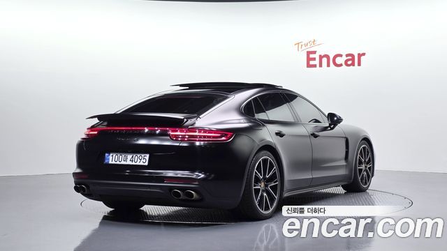 Porsche Panamera (971) 3.0 AWD 2018 — фото 2