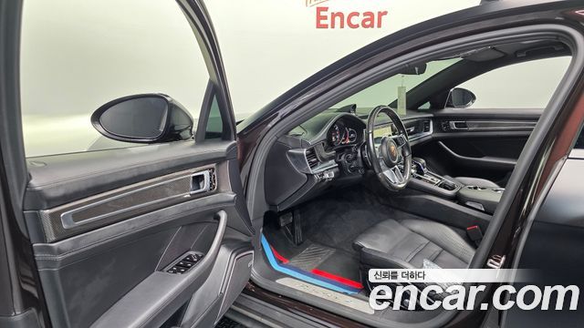 Porsche Panamera (971) 3.0 AWD 2018 — фото 10