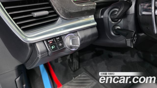Porsche Panamera (971) 3.0 AWD 2018 — фото 19