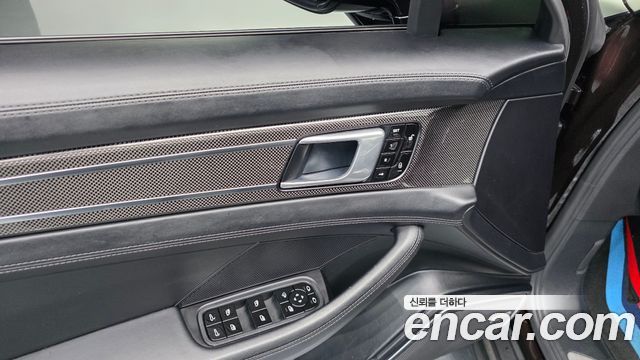 Porsche Panamera (971) 3.0 AWD 2018 — фото 27