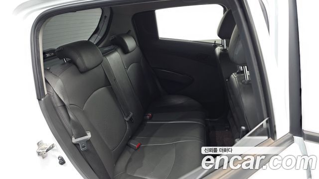 Chevrolet Spark LS+ 2014 — фото 15