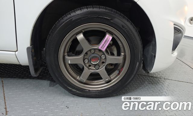 Chevrolet Spark LS+ 2014 — фото 27