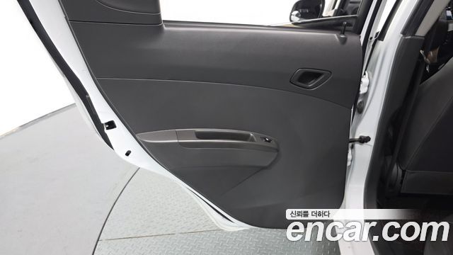 Chevrolet Spark LS+ 2014 — фото 31