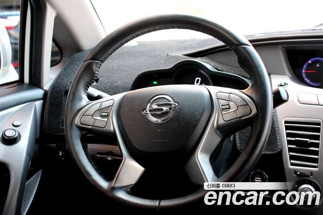 KG Mobility (SsangYong) Korando Turismo 4WD TX 9-seater 2017 — фото 18