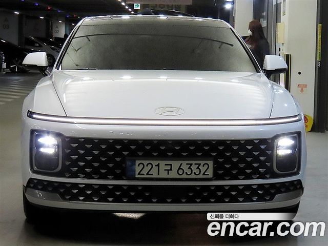 Hyundai Grandeur (GN7) 2,5 Gasoline 2WD Exclusive 2024 — фото 2