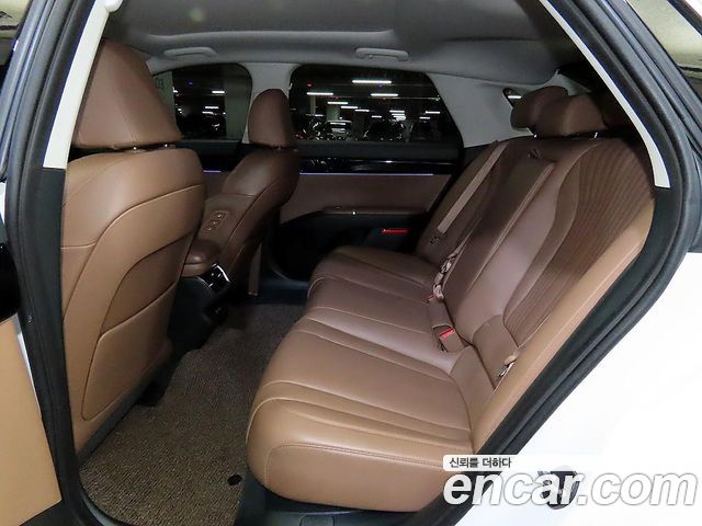 Hyundai Grandeur (GN7) 2,5 Gasoline 2WD Exclusive 2024 — фото 7