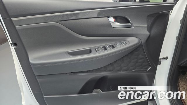 Hyundai Santa Fe Diesel 2.2 4WD Exclusive 2023 — фото 24